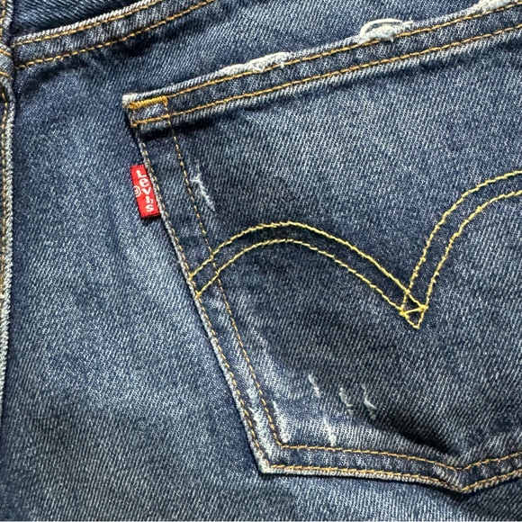 Levi's 501 Original Fit High Rise Shorts Dark Wash Distressed 28 - Picture 12 of 14